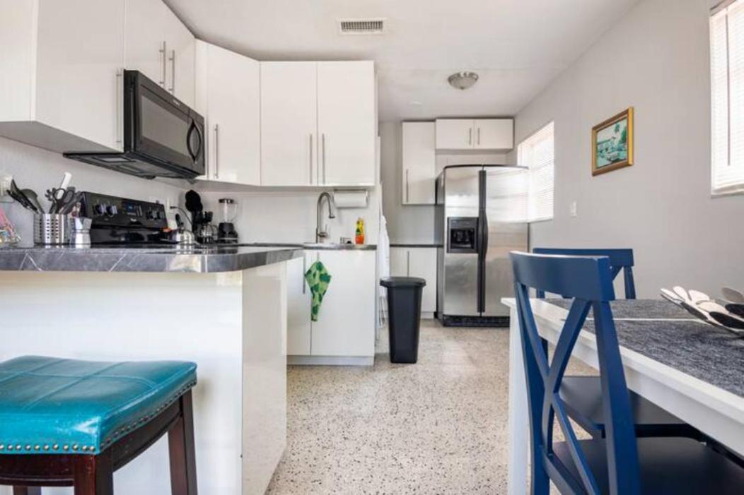 شقة Sleeps 8, Havana Nights In ميامي المظهر الخارجي الصورة